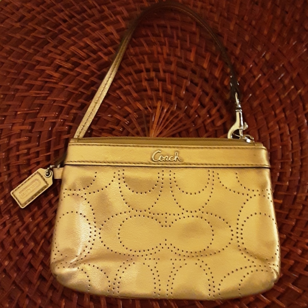 Coach Wristlet  Gold